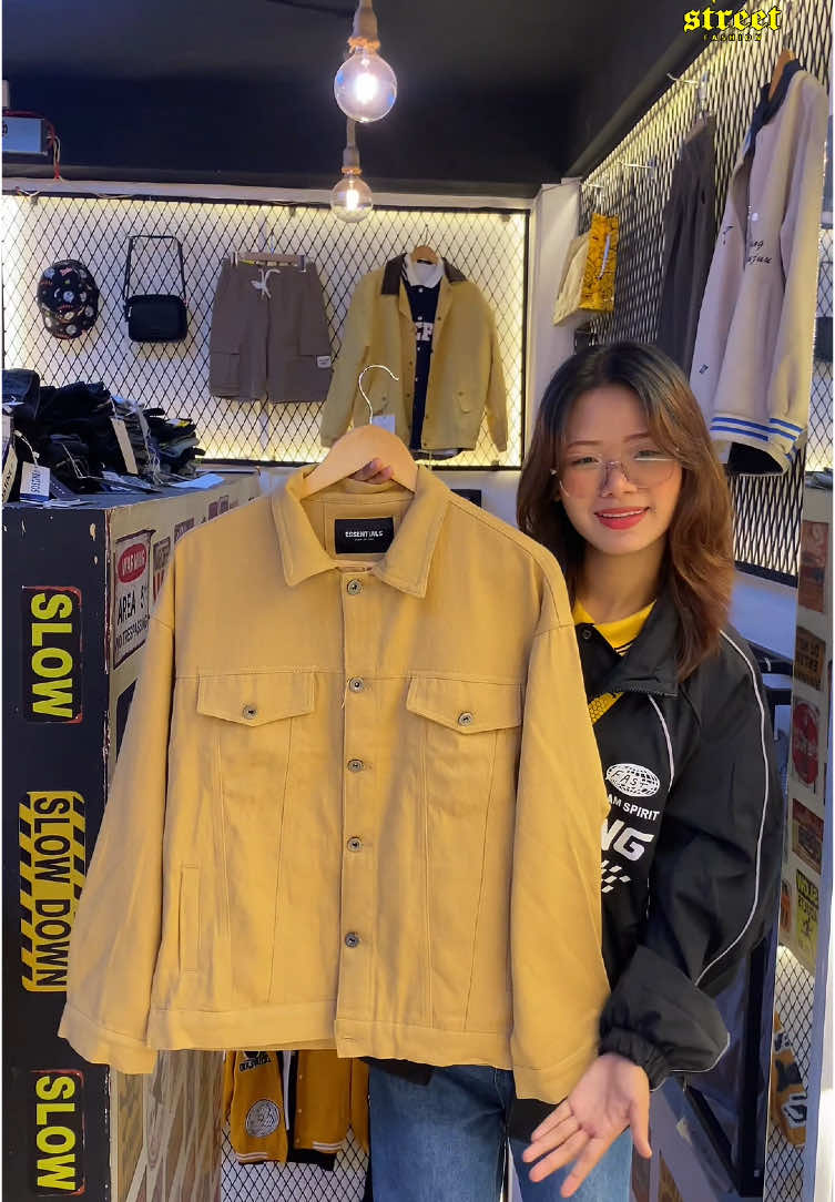 Essentials Jeans Coat🥰❤️‍🔥 #OrderNowViber09966733596rd #OrderNowViber09966733999el #Telegram  #streetthingangyun@StreetFashion6May  #Str #StreetFashionStr #StreetFashion #Boyoutfitk #tiktokr #streetoutfitr #streetwears #fashionstylistk #tiktokmyanmarr #foryoupager #foryouပ #ရုပ်ချောဖို့မလိုဘူးစတိုင်လ်လန်းဖို့ပဲလိုတယ််p #fypp #fypシ゚viralshiontiktok #fyp #outfit