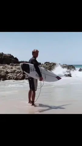 Ethan 🤙🔥#ethanewing #viral #fyp #repost #vibes #surfedit #outinthestreets #foryou #surftok #barrels #airs #surfing #edit #viralvideo #surfvibes #surftrip #surf #pleasedontletthisflop #aus #goat 