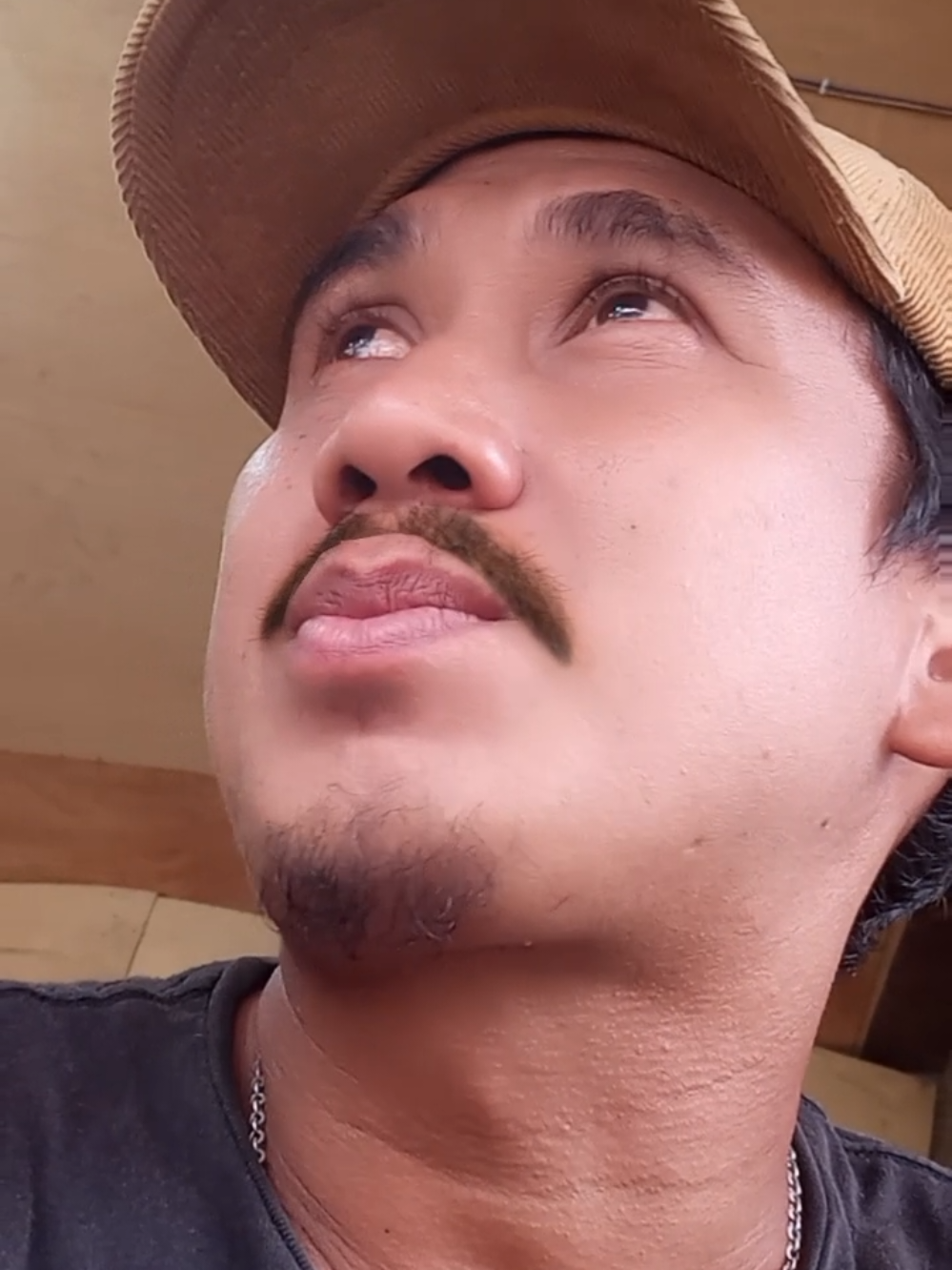 Membalas @sofia57959 Ayooo...yang suka kumis...😁🤣🤣🙈🙈🤣😁#fypシ゚viral 