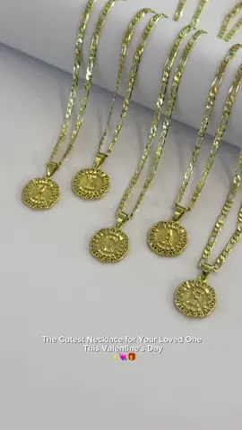 She’ll love this thoughtful gift💝#kissyan #kissyanjewelry #necklace #initialnecklace #valentinesdaygift #giftideas #happyvalentinesday #tiktokshoploveatfirstfind #giftforgirlfriend #surprisegift #couplenecklace #Love #lovegift 