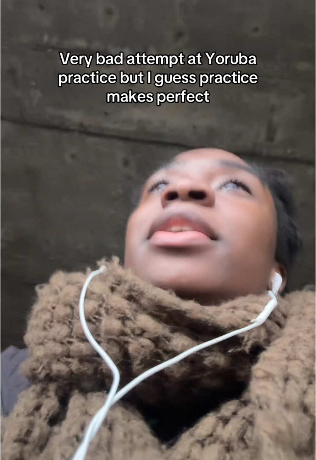 I tried to use the new word “pe = late” that I learnt last time #learningyoruba #nigeriantiktok🇳🇬🇳🇬 #fyp #yoruba 