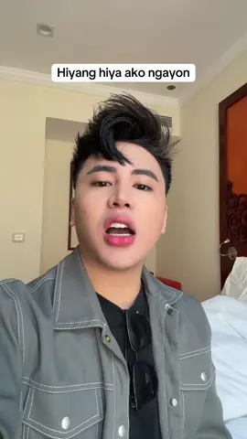 Hiyang hiya ako. 🥺