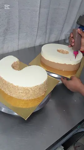 Whatsapp 07-67-47-47-17 /05-04-18-05-07  #anniversary #birthdaycake #numbercake #gateauchiffre #numbercakes #pourtoiiii #abidjan225 