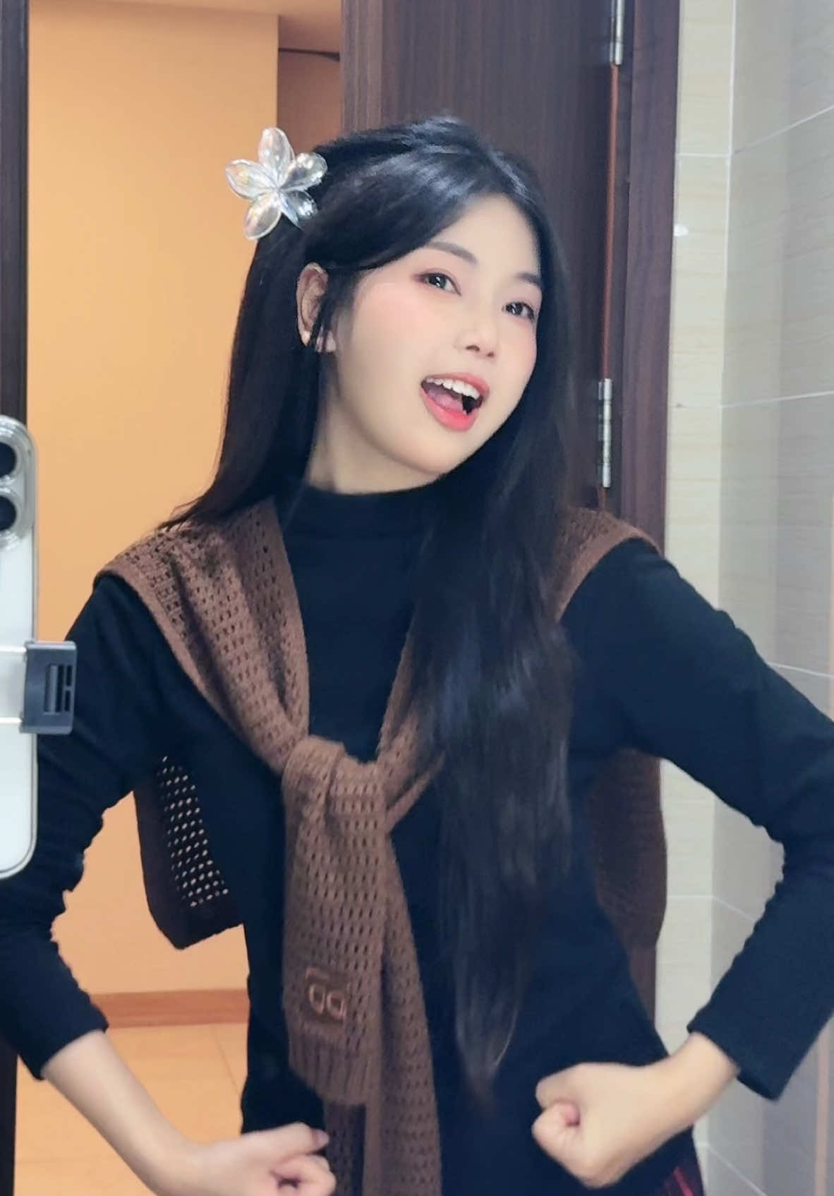 Chúc bạn một ngày đáng iu 😙 @Diễn viên Đỗ Hiền  @Hội quán Ngày xửa ngày xưa  #HiềnLửa #hiềnhime #cophucnhahimehien 