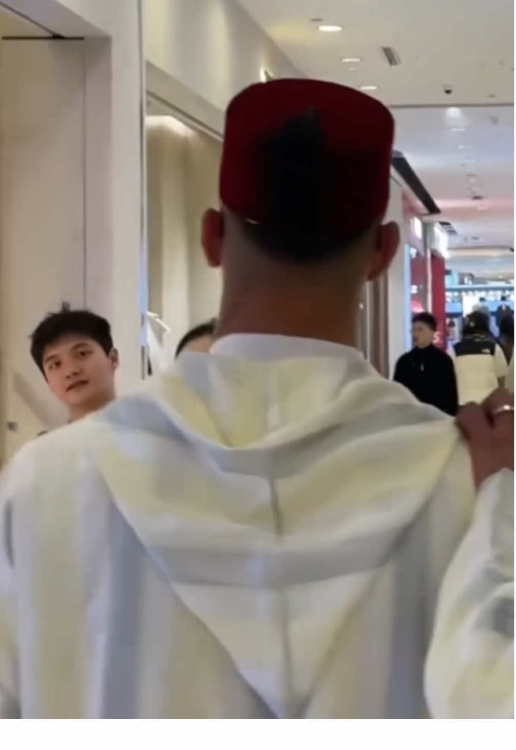 Moroccan Fez & Djellaba 🗿🇲🇦 Aura in China 🇨🇳 #fyp #viral #morocco #fez #fezhat #fez🇲🇦  #djellaba #djellaba🇲🇦 #moroccandjellaba #djellabamarocaine #maroc #moroccanman #hommemarocain #marocain #morocco🇲🇦المغاربة #moroccantraditionaldress #moroccandress #moroccanclothes #china #hangzhou #المغرب #المملكة_المغربية_الشريفة🇲🇦 #الجلابة #الجلابة_المغربية #الطربوش_المغربي #الطربوش_الفاسي #الرجل_المغربي #المغربي #الشعب_المغربي_ماله_حلل🇲🇦 #فوريو #اكسبلور #اللباس_التقليدي_المغربي #اللباس_المغربي_التقليدي 