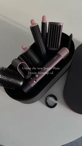 I'm finally a dyson girl! 🪩🩰🫧 @Dyson UK  #dysonairwrap #jasperplumdyson #jasperplum #dysonjasperplum #airwrapcomplete #dysonunboxing #dysonunboxingasmr #dysonid #dysonstyler #beautytech #newdyson #viral #beautyinspo #unboxing #fyp #girlythings #girlyfyp #dysonlimitededitionairwrap 