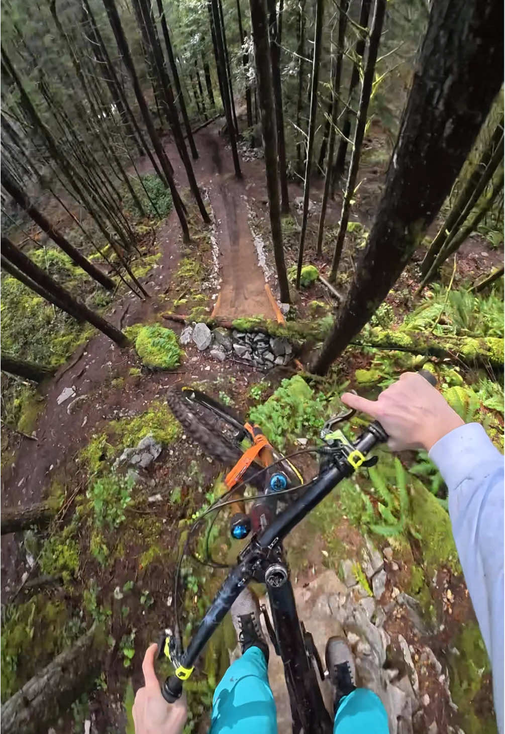 Do you want to make cool POV videos? This is so easy I’m going to give you the cheat code: DJI Osmo Action 5 pro paired with their boost lens, 120fps, mounted vertically and you can edit the slo-mo right right from your phone! @DJI Official #actioncamera #djiosmoaction5pro 