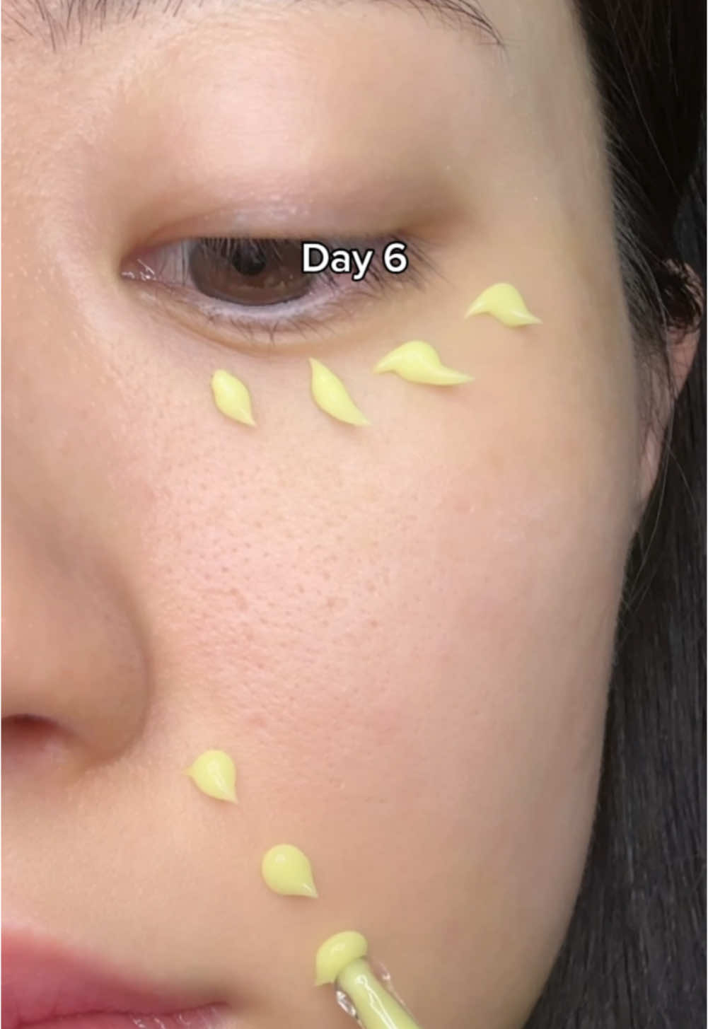 Eye cream is a MUST, no matter ur age! Wrinkles sneak up fast💨  #eyecream #darkcircles #eyebags #wrinkles #retinol #retinoleyecream #retinal #koreanskincare #kbeauty #fyp @KSECRET GLOBAL 