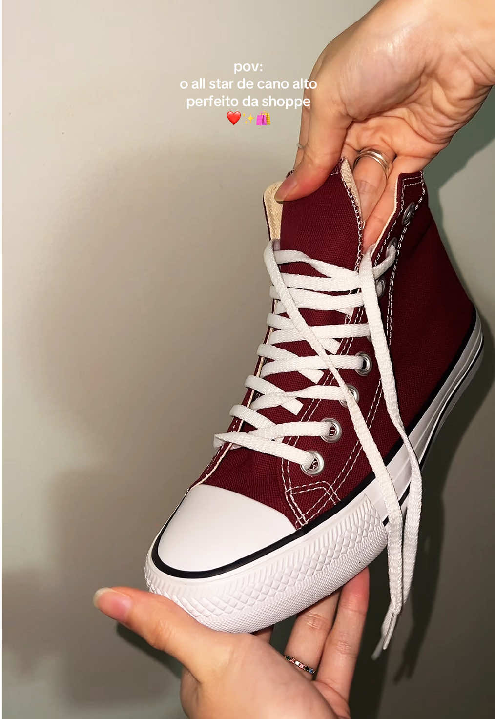 Respondendo a @kita687 ainda apaixonada nessa cor e nesse tênis 🥹❤️ link na bio e nos comentários!! #shoppe #achados #allstar #compras #unboxing 