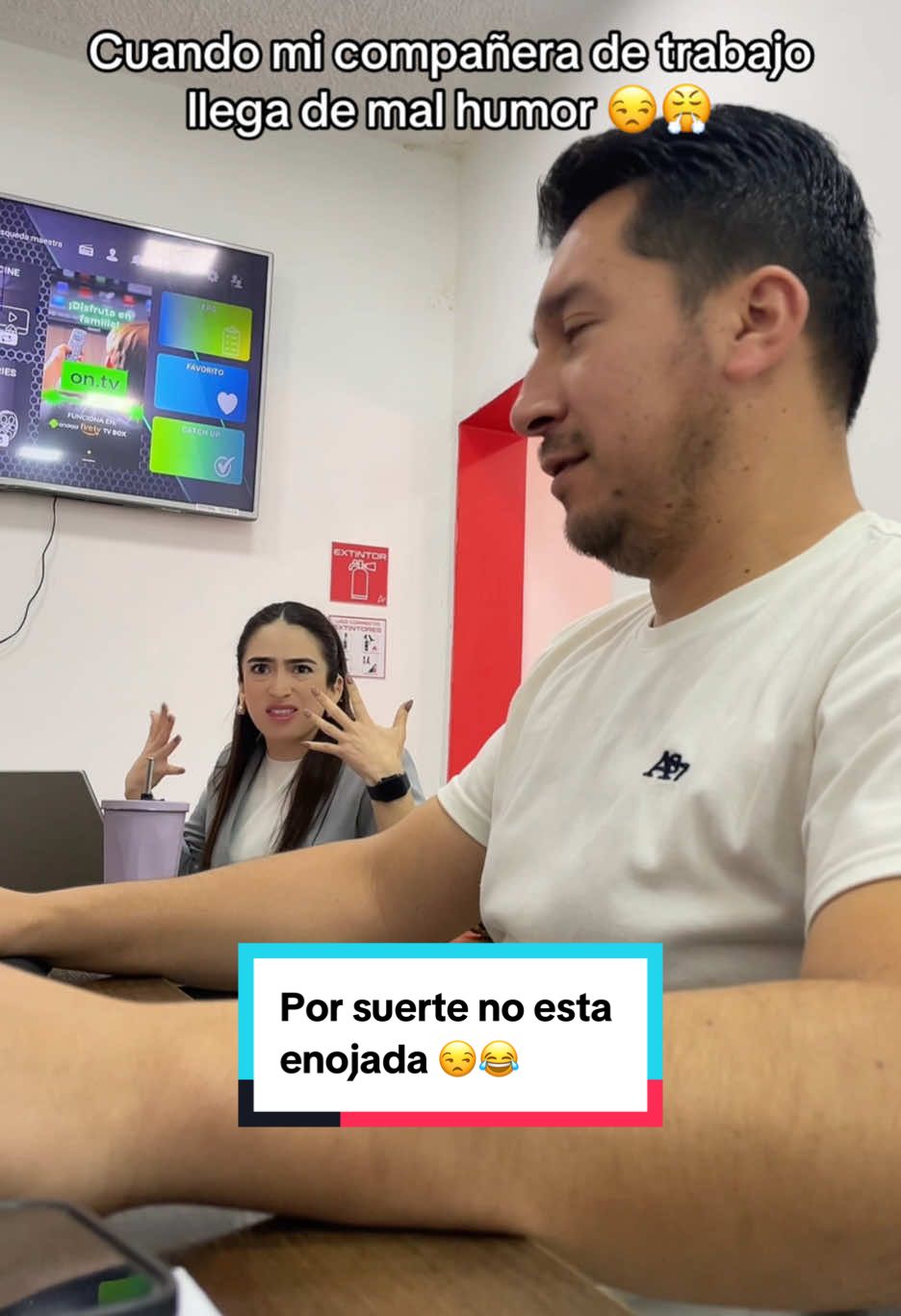 Creo que ando muy sensible y confundo las cosas 🙃😂 #trabajo #oficina #humor #enojada #internet #cuencaecuador #entretenimiento #paratiiiiiiiiiiiiiiiiiiiiiiiiiiiiiii #trendingvideo #viral_video #empresa #astronet 