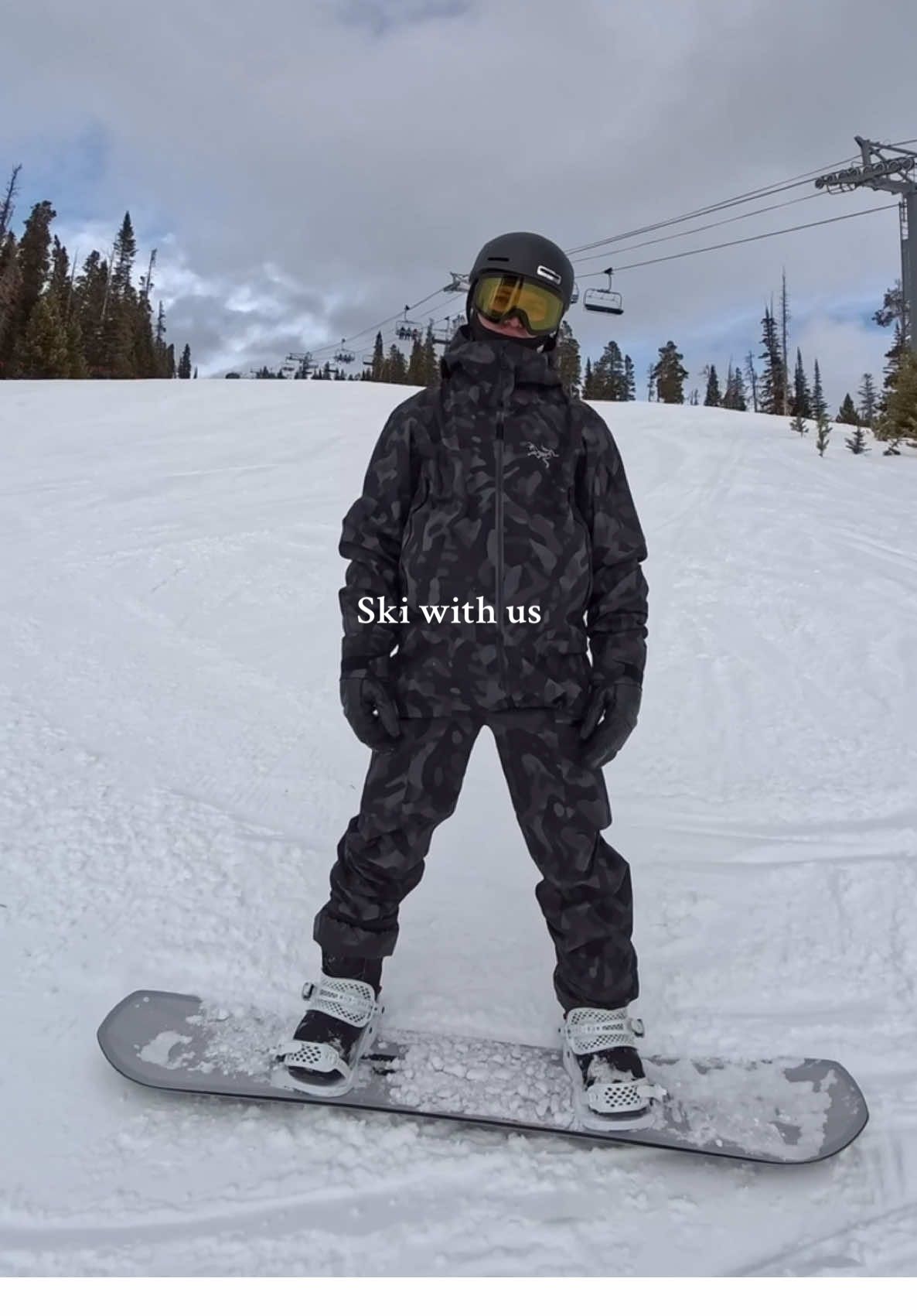 Can confirm ripping some runs with your best friend will solve all your problems @insta360_official @Arc’teryx @Knockaround Sunglasses @Smith Optics @WHITESPACESNOW @Armada Skis @Yardsale @Burton Snowboards @Oakley @bernhelmets @GSou Snow @Halfdays 