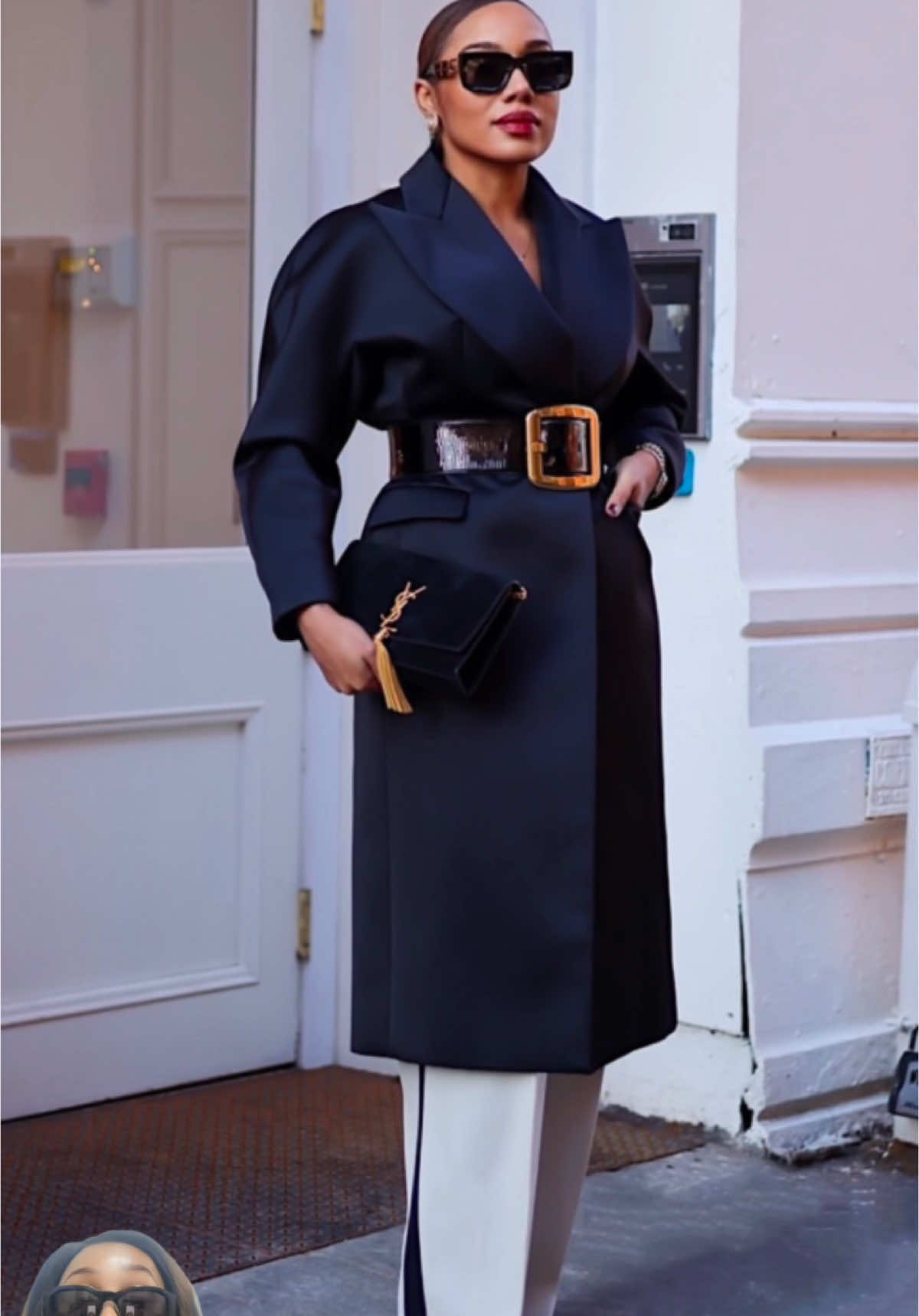 Fashion Icon - Hint Of Glamour (Alicia)  🔥🔥🔥.  #fypp #fyppp #fypシ゚viral🖤tiktok #video #viral_video #trendingvideo #fashion #luxury @Alicia, Style Expert 