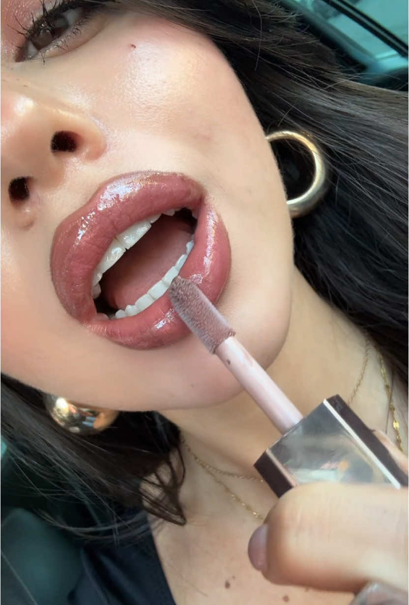 first time I use a lipstick, I don’t know if I like it 🧐