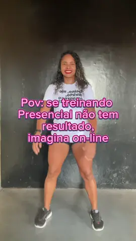 Tenha resultados incríveis treinando em casa, trinta dias de treinos ao vivo que ficam gravadas por 24 horas. inscrições abertas!  #treinocommusica #emagrecimento #Fitness #tik_tok #ritbox #antesedepois #transformation 