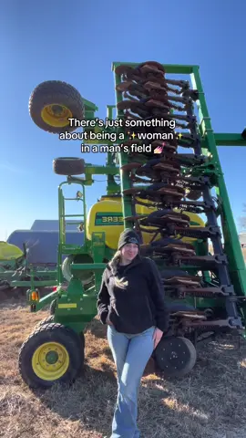 BRB thinking about rebranding to the Drill Diva @Quality Drills 😜 #theairseederchick #foryoupage #fyp #foryou #ag #agriculture #womeninag #womeninagriculture #bluecollar #bluecollarbabe #johndeere #airseeder #qualitydrills