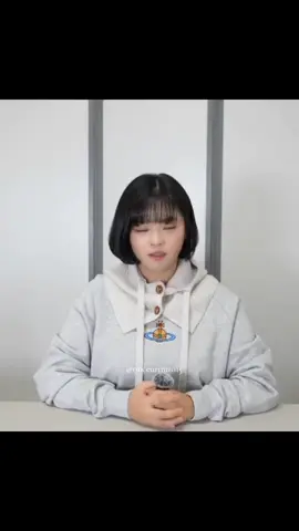 the way Jeongyeon's talking in pout 😭 she's so cute  #twice #Jeongyeon #mybiasline 