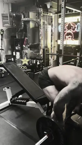 Skull crushers.  #bodybuilding #motivation #homegym #armyveteran #fyp 