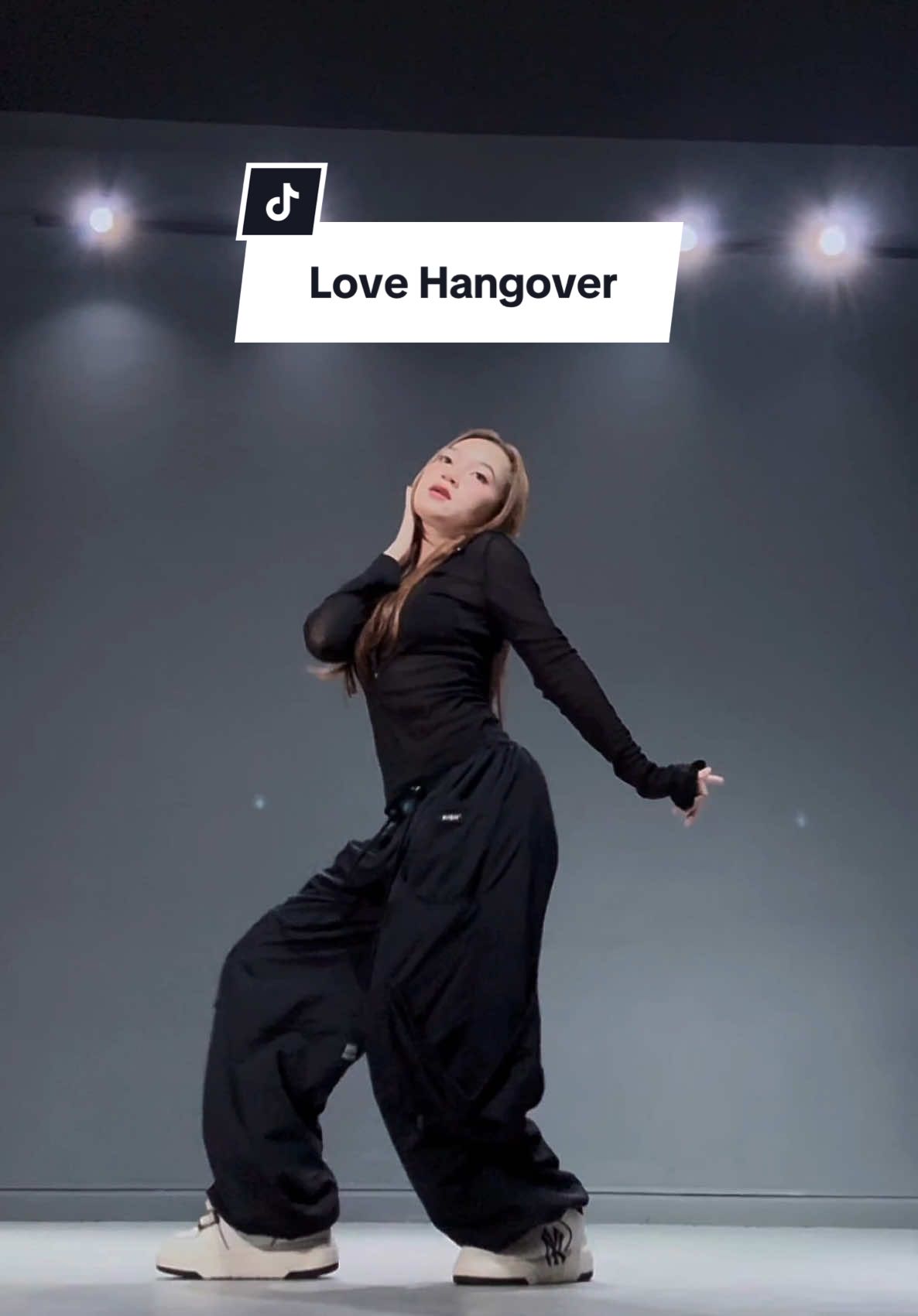 This song gives me slay vibes every time I listen to it 🎧 (DC:@Eve) #lovehangover #jennie #bobodancestudio 