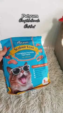 CAT FOOD #TRENDING #fyp #foryou #foryoupage #petyum #catfood ##seafoodfeast#pet 