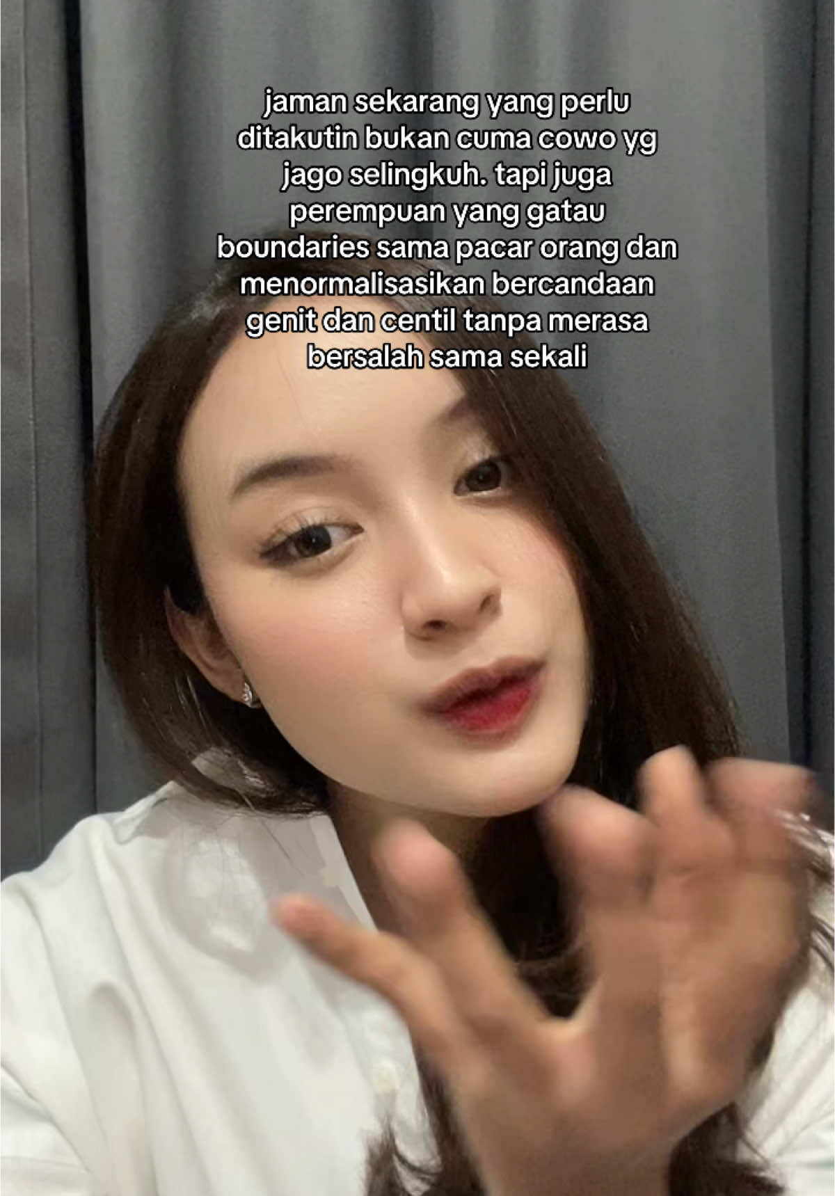 katanya bercandaan kyk gitu udh biasa di kantornya, kantor gue yang kurang seru🤣