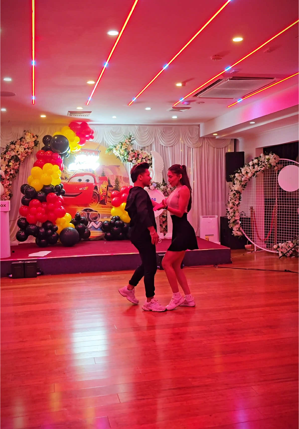 Kata handinxu 😉Performing on Any events in Australia …. #nepsydneymuser🇳🇵🇦🇺 #yournepaliboy #dancer #artist #keepsupporting #sydneyboys #nepalitiktok #performer #bollywood #fyp #fypシ 