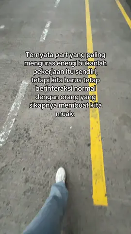 Yaa begitulah #duniakerja #kerjakeras #toxic #buruhpabrik #dramakerja #kehidupan #kulipabrik #anakrantau 