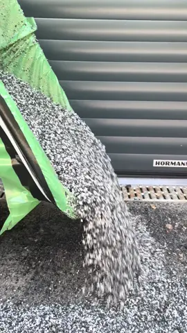 When cookie meets cream 🍪 A smooth and satisfying spread in the colour Palazzo✨ #asmr #asmrcommunity #vuba #vubaresin