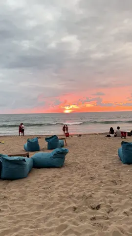 sunset ter lurus di bali👀 #pantaidoubelsix #bali #legian #seminyak