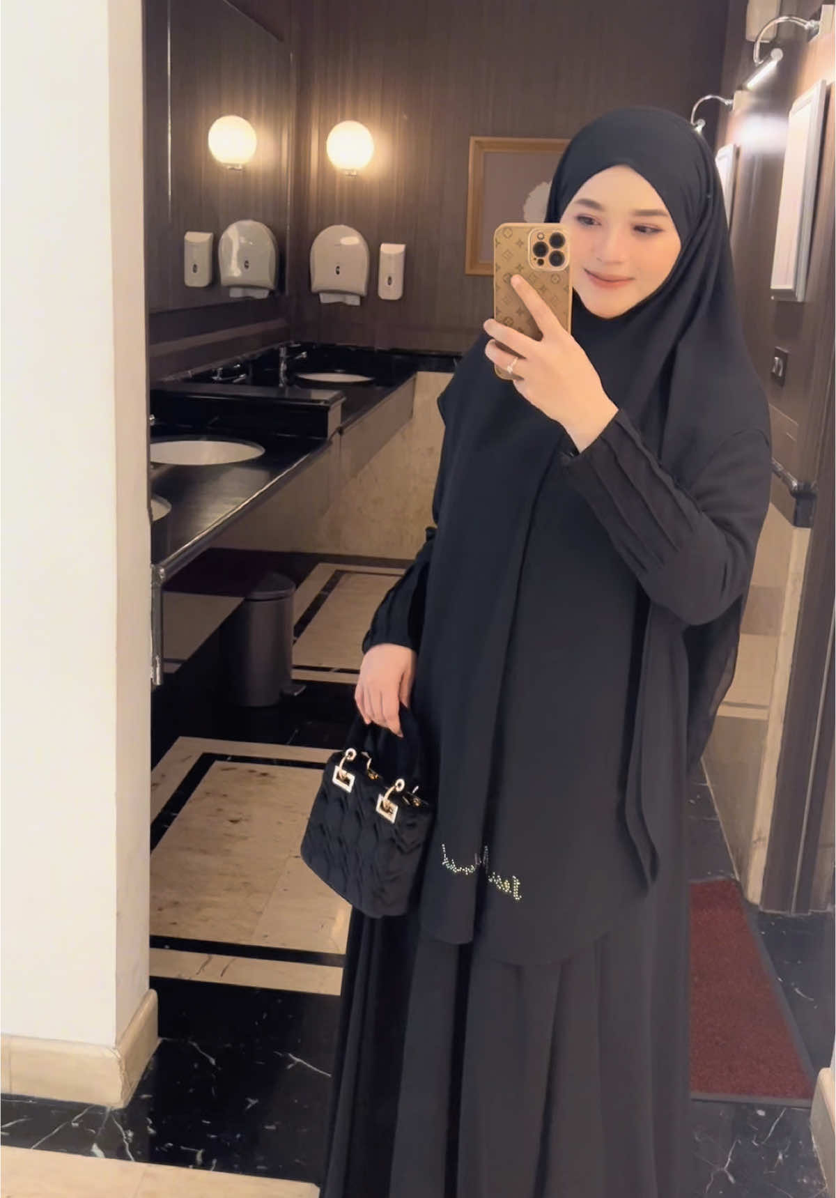 #gamis #gamisumroh #bajulebaran #setsyari #gamislebaran2025 