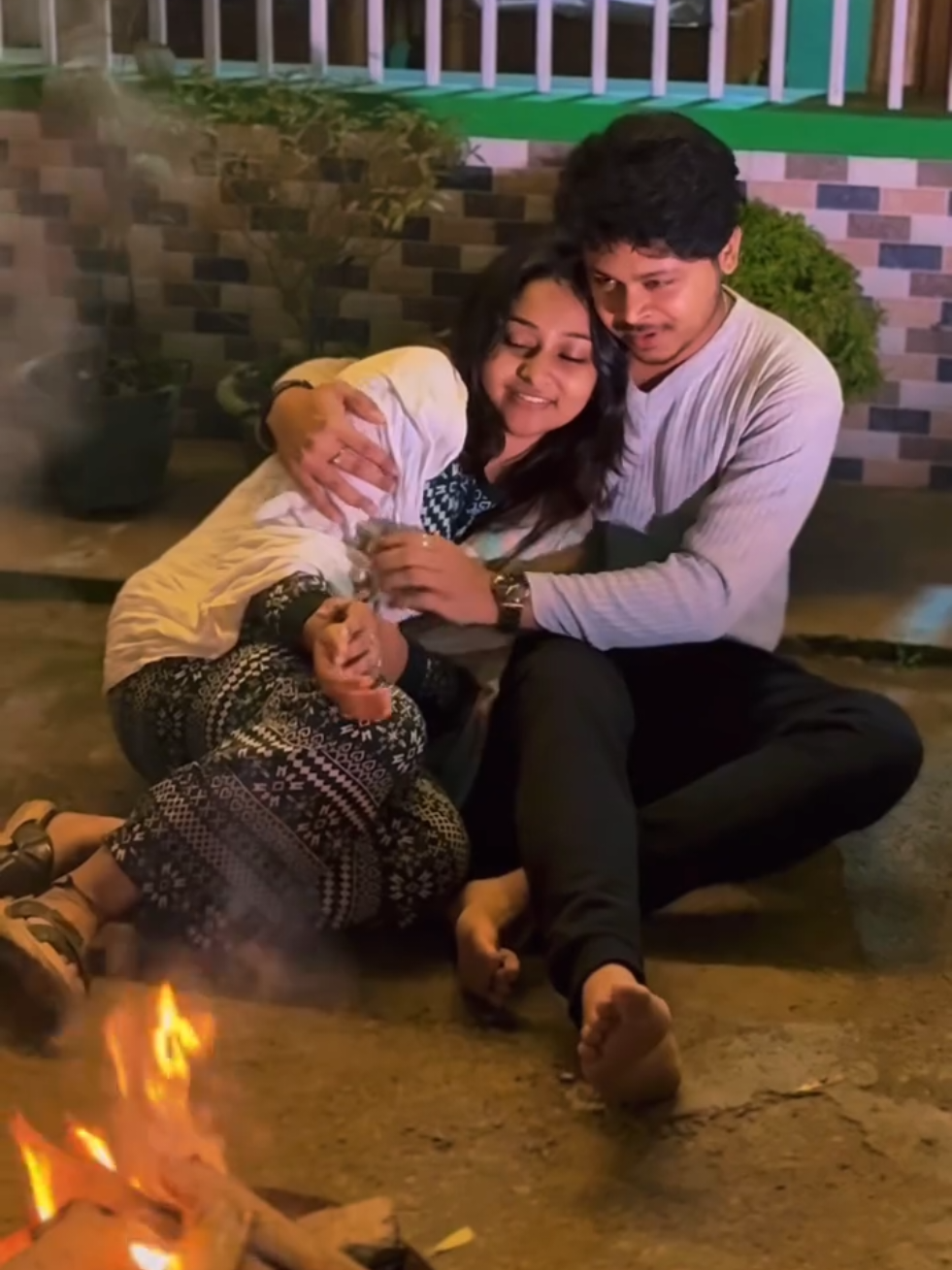 গোলাপের চেয়ে সুন্দর তুমি। আমার প্রিয় গোলাপ তুমি।।#ফরইউতে_দেখতে_চাই #ফরইউতে_দেখতে_চাই। 