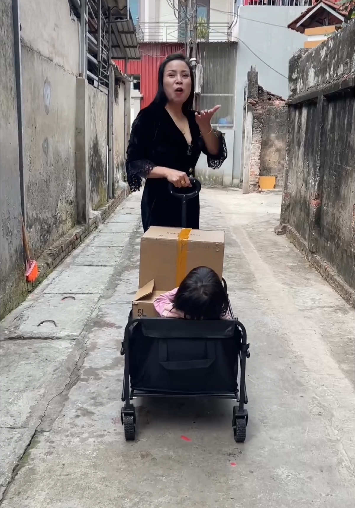 Xe chở hàng, xe kéo dã ngoại #xechohang #xekeo #hahienhoa1 #xuhuong #thinhhanh #tienichgiadinh 