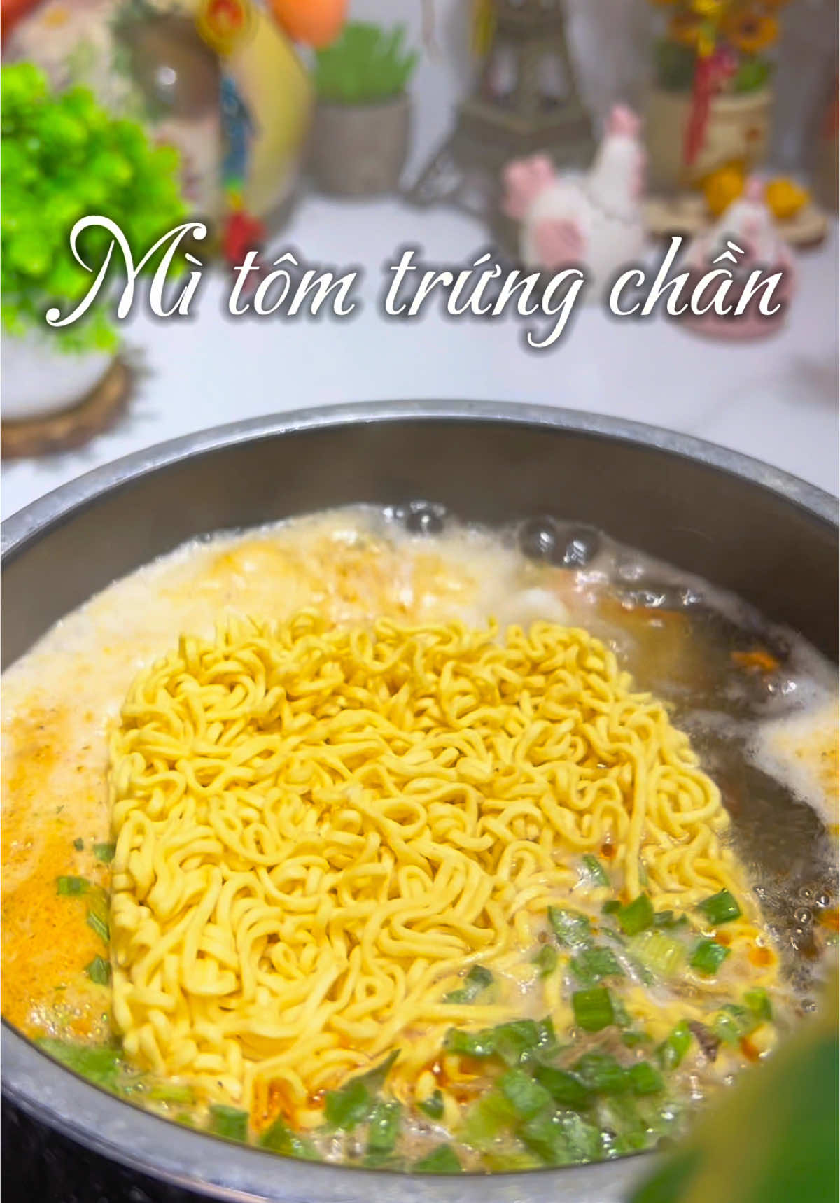 Ai mì tôm hông, dân tình đi mua vàng cả rồi hay sao ấy mà flop dữ dợ? #HảoThíchVàoBếp #thíchvàobếp #thíchnấuăn #nấuăncùngtiktok #vaobepcungtiktok #monngonmoingay #mìtôm