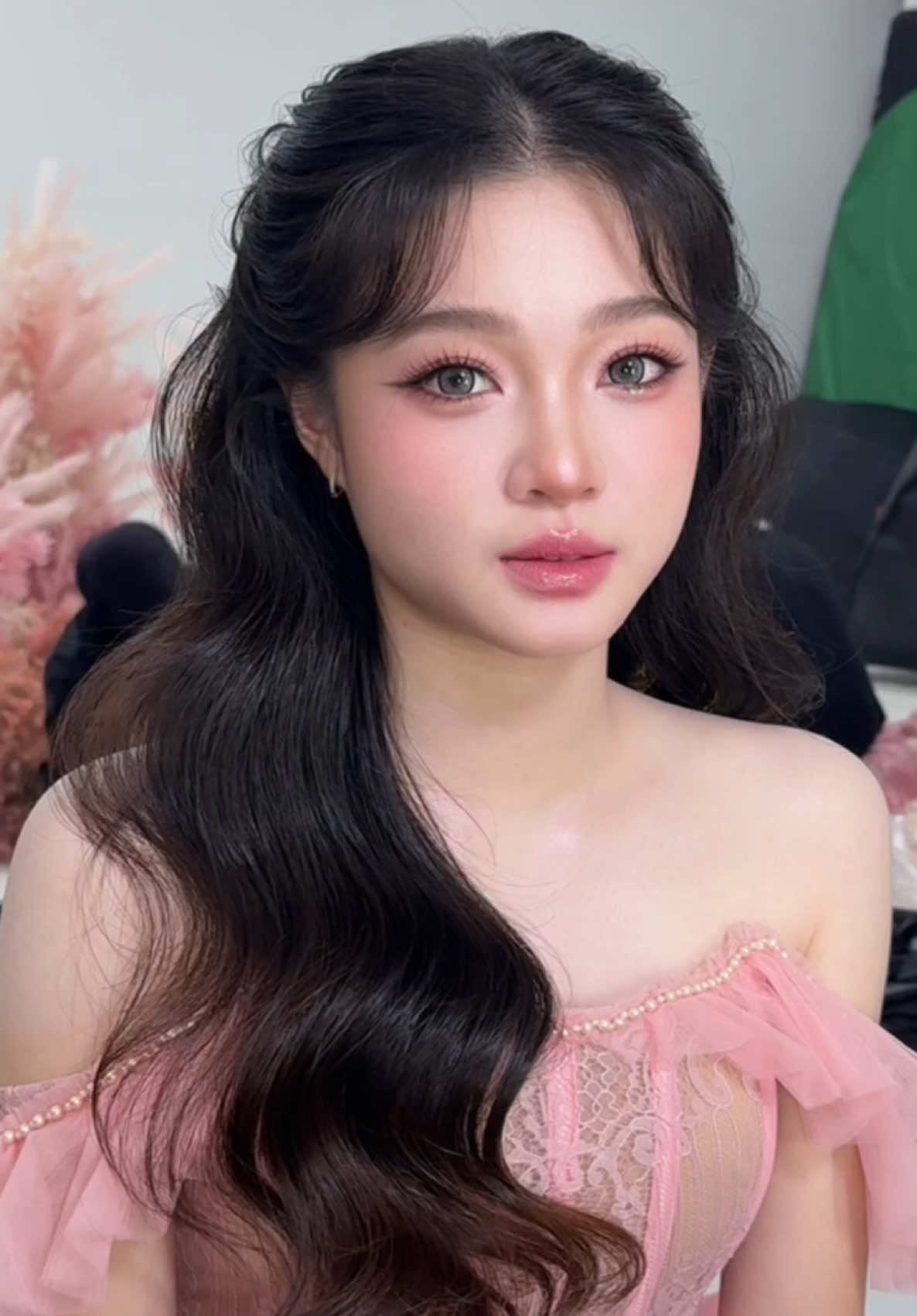 agak mirip sejong dikit , tapi gatau apanya. Tp kek ada miripnya 🤣  #koreanmakeup #douyinmakeup #ulzzang #douyin #douyin抖音 #sejeong #kimsejeong #businessproposal 