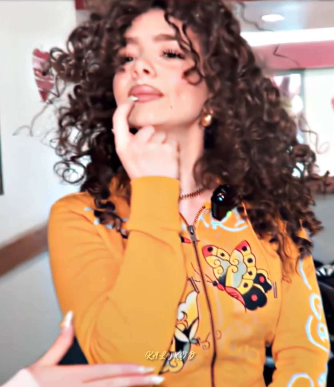 I fear this may be my best edit yet, also had to add a second watermark cause people keep stealing my edits (demi, sunday, eli and noah reposted) // @demitrakalogeras @sundaykalogeras @Eliana Kalogeras @Noah Risling #fyp #demitrakalogeras #demitrakalogerasedit #aftereffects #kaloxdd 