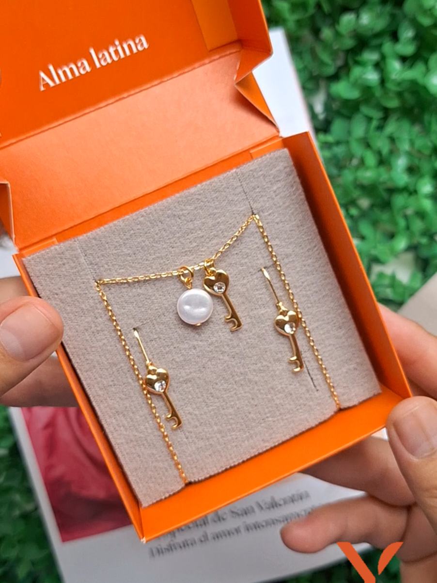 Colección Llave de suerte ✨️ Pídelo al número del perfil 📍 📲  #yanbal #yanbalperu #joyasyanbal #joyeriayanbal #aretesyanbal #coleccionesyanbal #coleccionllave 