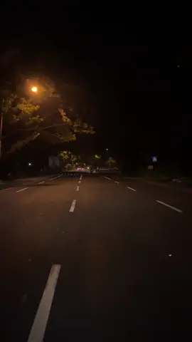 Denpasar night vibes ✨ Jalan dengan penuh kenangan 💐 #nightvibes #nightride #idabagusmantra #dentim #story 