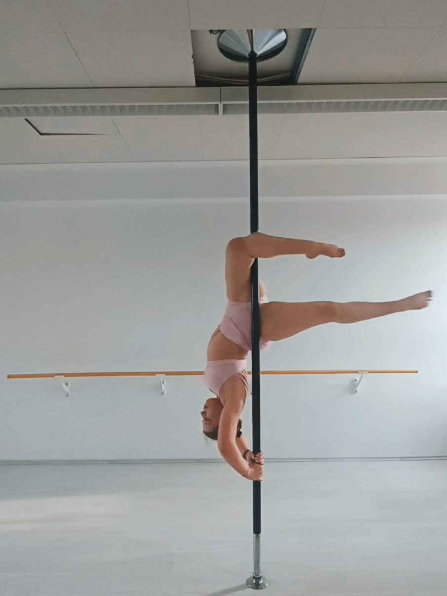 intermediate combo #pole #poletok #choreography #dance 
