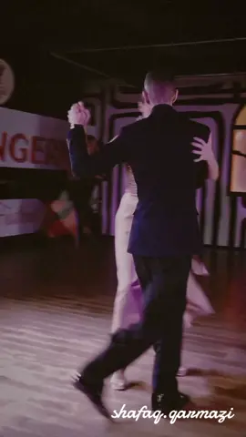 ‏أنت الشيء الوحيد الذي  لم تقتله العادة ولا التكرار  تأتين كل مرة فأبتهج كأول مرة #ملحم_بركات #ولا_مرة_سهرنا_سوى  #اغاني_رقص #ولا_مرة_كنا_سوى  #تصاميم_فيديوهات🎵🎤🎬  #fffffffffffyyyyyyyyyyypppppppppppp #foryourpage  #شفق_قرمزي #اغاني_عربية  #رقصات_العرب #رقصات_التيك @🇵🇸🇩🇪💫misawy💫 @mimi 