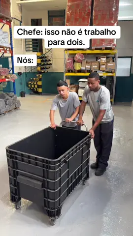 Trabalho em equipe é tudo! 🤣🤣🤣      #memeempresa #ever #limp #limpeza #equipe #trabalhoemequipe #memeequipe 