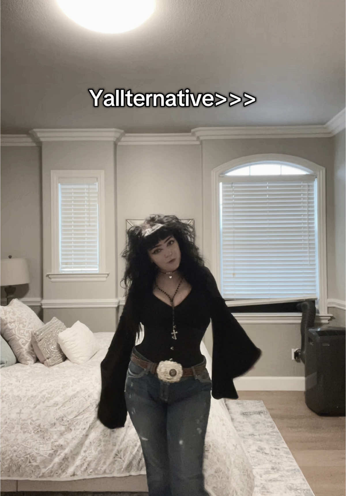 Yeehaw #gothrock #tradgoth #gothtok #bat #yallternative #barrelracer 