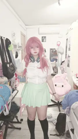 perdónenme nose bailar 😓#mikunakano #fyp #animefyp  #quintillizasnakano 