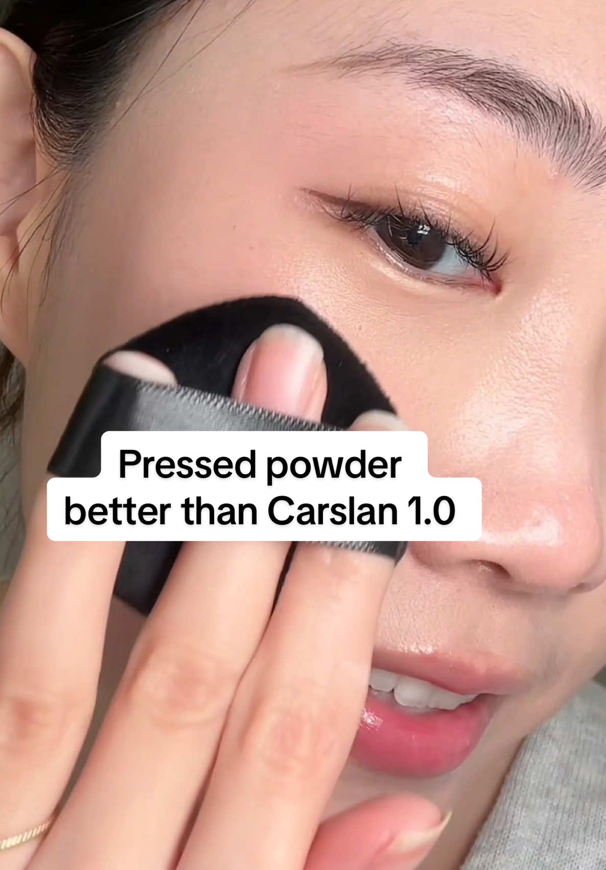 how does it get better than @carslan_us 1.0? 🫣 #carslan #pressedpowder #settingpowder #douyinmakeup #makeuptutorial #makeup #fyp #chinesemakeup 