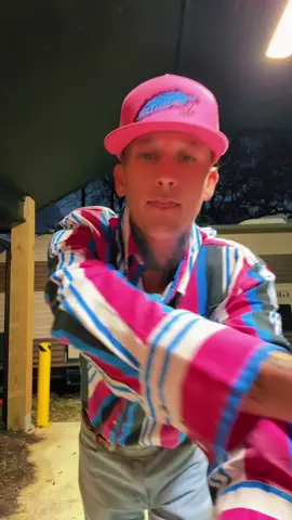 NIGHTLY SHOWTIME 🤝🏻 #twostepping #yallternative #westernstyle #westernlifestyle #dancing #wrangler @Han+Dyl @Marfa Hat Company 