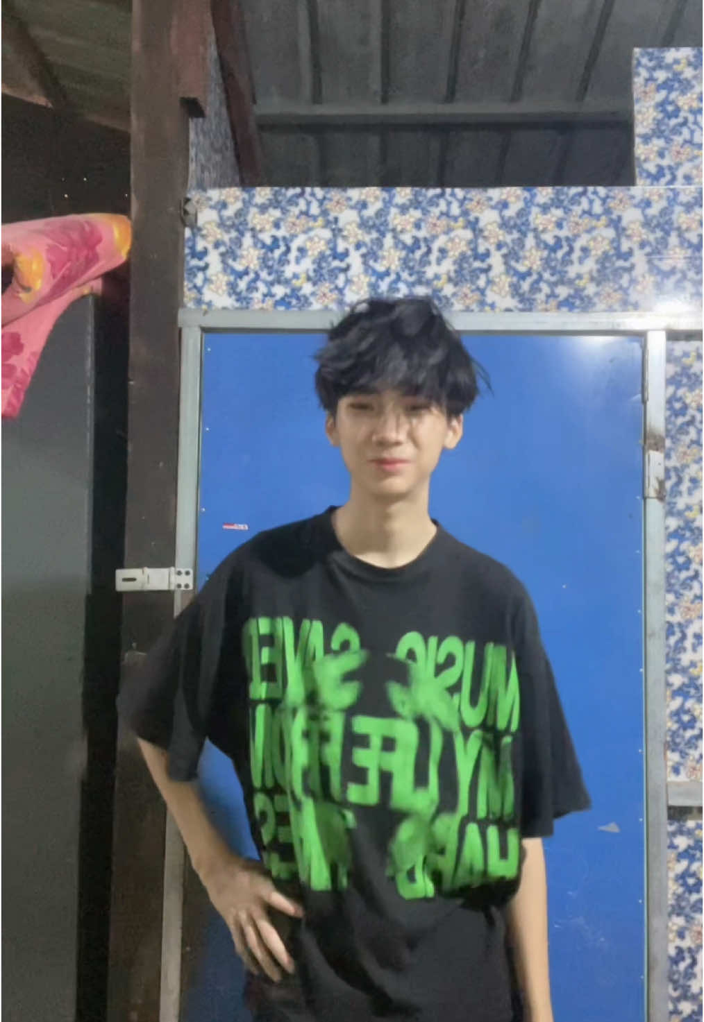 လာကပြတာ😔#fyp #cringe #cringasf #moots? 