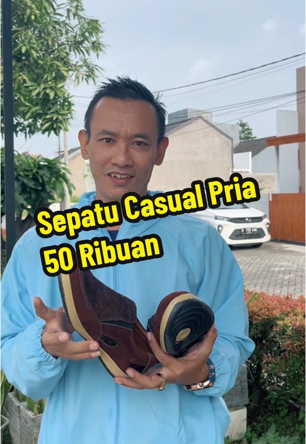 Sepatu Casual Pria bahan kulit suede dan kain rajut, design elegan dan mewah, sol karet anti selip dan anti licin, cocok buat kerja dan acara2 formal lainya. #sepatucasual #sepatuformal #sepatukerja #sepatupria #teras1m #mastis