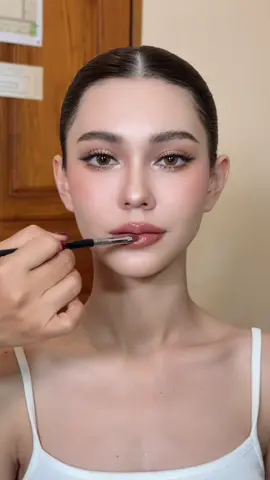 ชีเสิร์ฟ สวยมากก  Hair @Kobkul Thatsanawinyu  #makeupartist #makeuptutorial #makeup #ช่างแต่งหน้าเจ้าสาว #ช่างแต่งหน้า #ช่างแต่งหน้าทำผม#ช่างแต่งหน้าทําผม้าสาว ##juliemakeup19