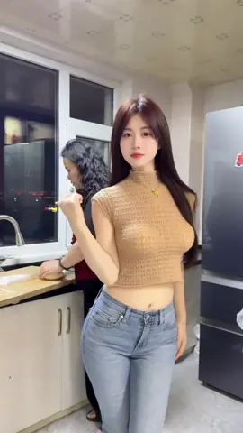 It's time to help my mom with the housework.#CookingForYou#girls #xuhuong #gaixinh #douyin #minhan #mynhan