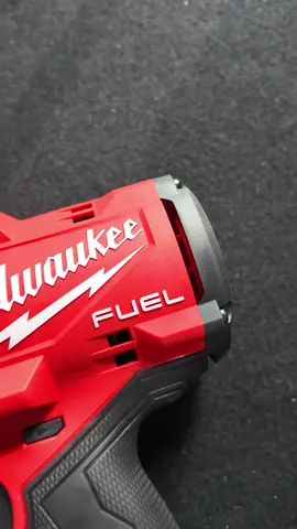 Milwaukee M18 FHIW2F12-0 บล็อกกระแทกไร้สาย 18 โวลต์ 1/2