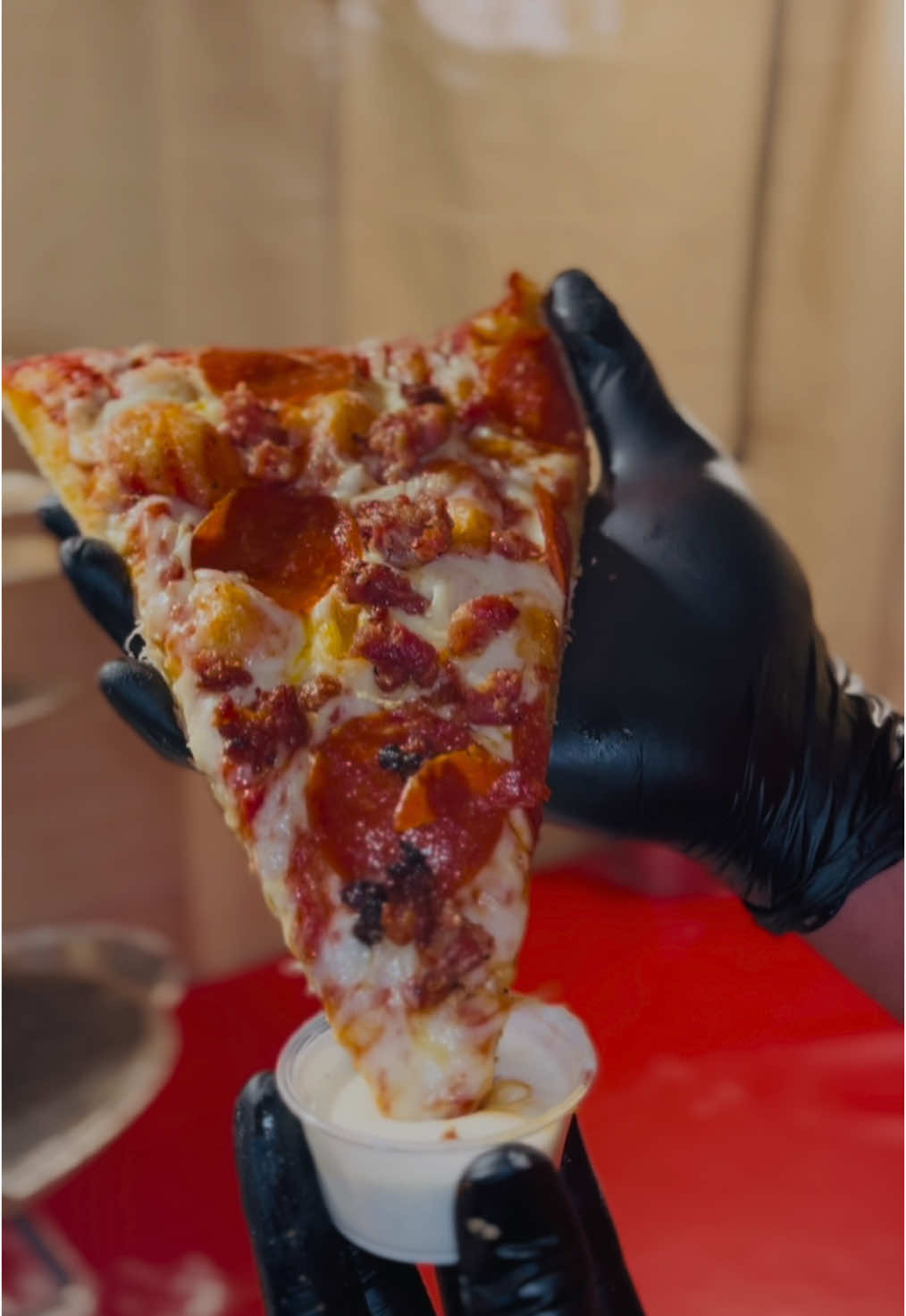 Pizza con tocino 🥓 🔥 😋 🍕#fypシ゚viral #pizza #tijuana #paratiiiiiiiiiiiiiiiiiiiiiiiiiiiiiii 