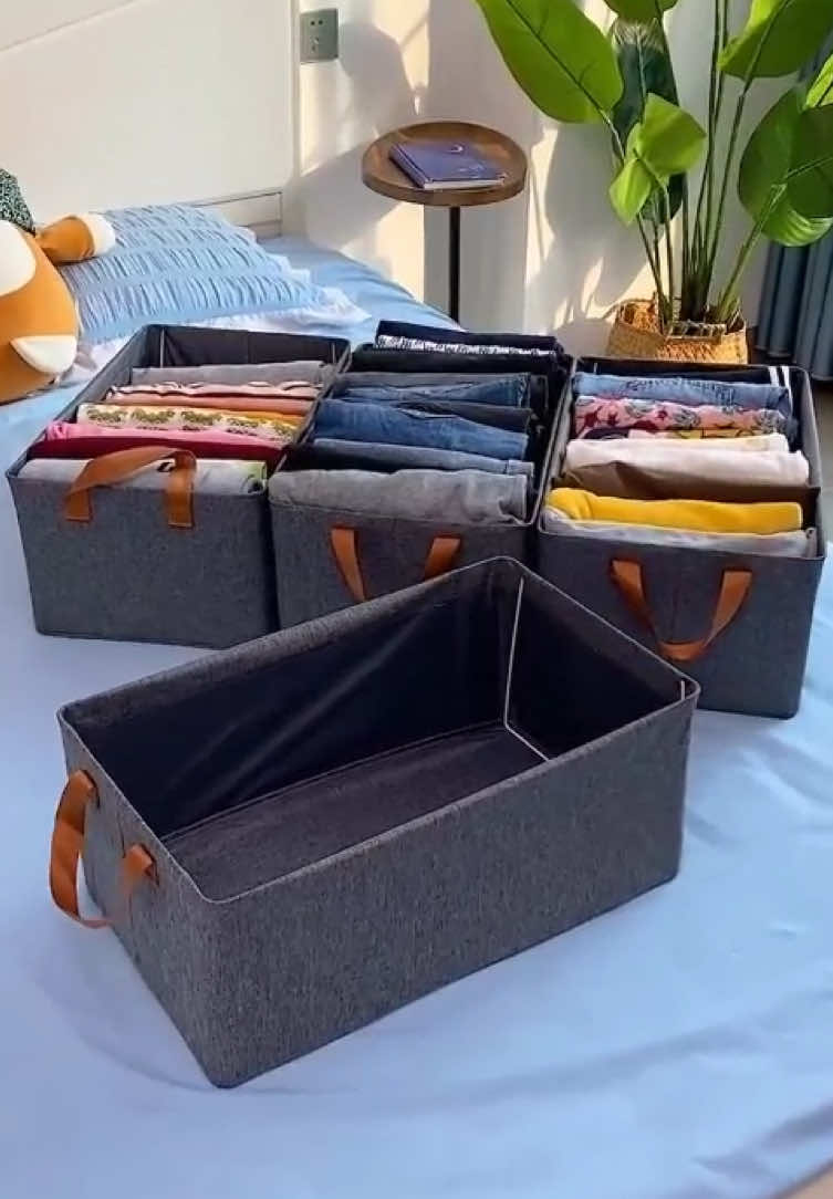 SimHome Foldable Clothes Storage Box✨✨✨#storagebox #clothesorganizer #clothesstorage #kotaksimpanan #wardrobeorganisation #cabinetstorage #foldablestoragebox 